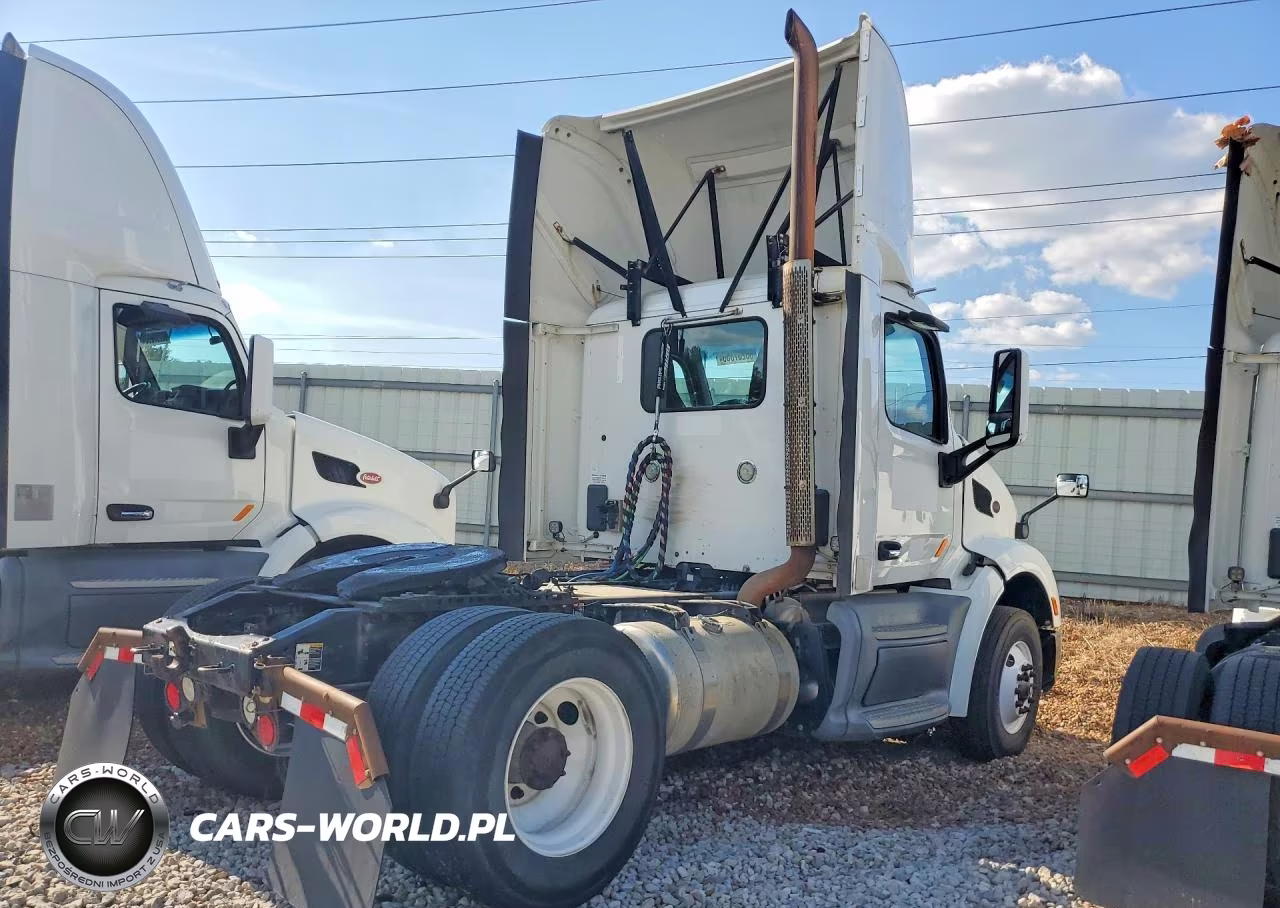 2016 Peterbilt 579 Semi Truck VIN:1XPBA48X6GD354430 - 3
