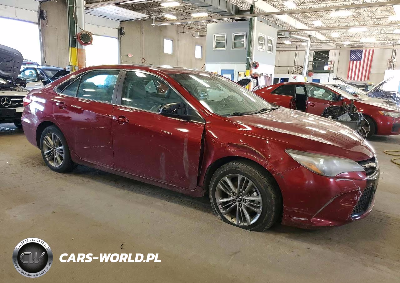 2017 Toyota Camry Se VIN:4T1BF1FK4HU791025 - 4