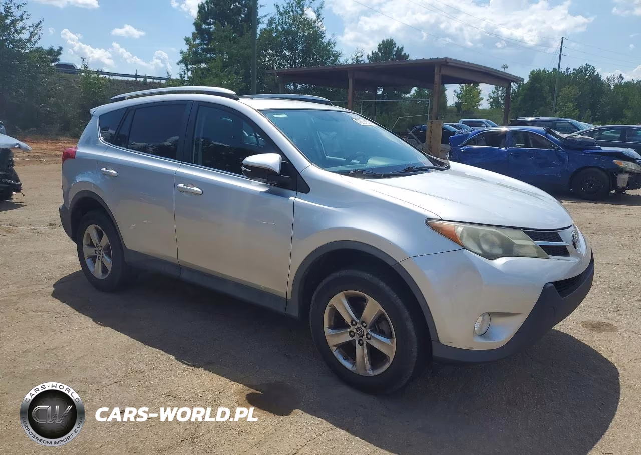2015 Toyota Rav4 Xle VIN:2T3WFREV3FW215653 - 4