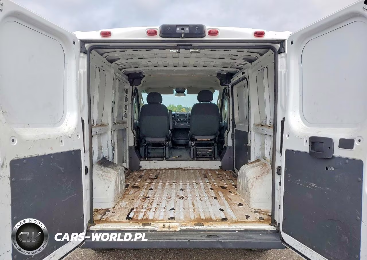 2018 Ram Promaster 1500 Delivery Van VIN:3C6TRVNGXJE156083 - 10
