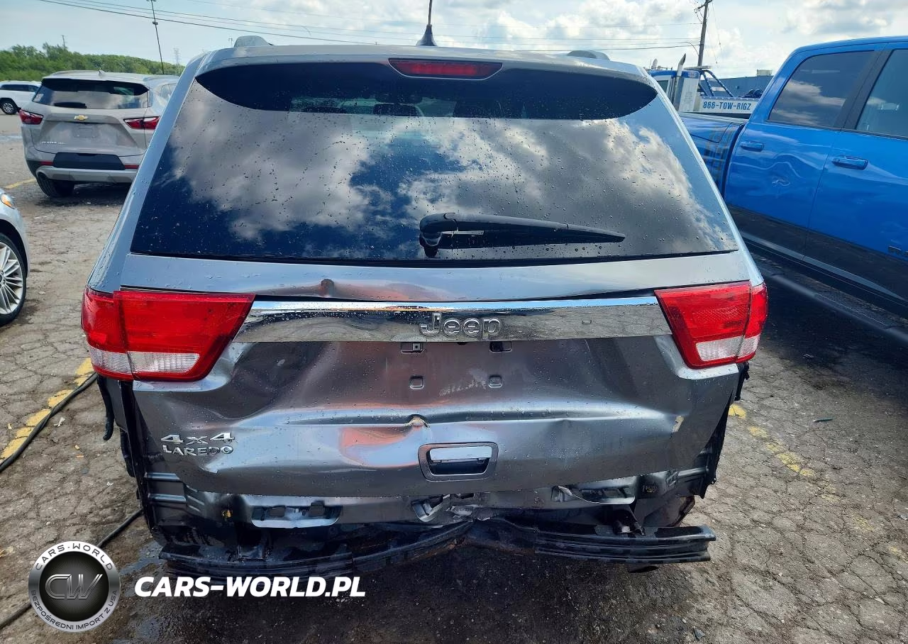 2011 Jeep Grand Cherokee Laredo VIN:1J4RR4GG7BC678313 - 6