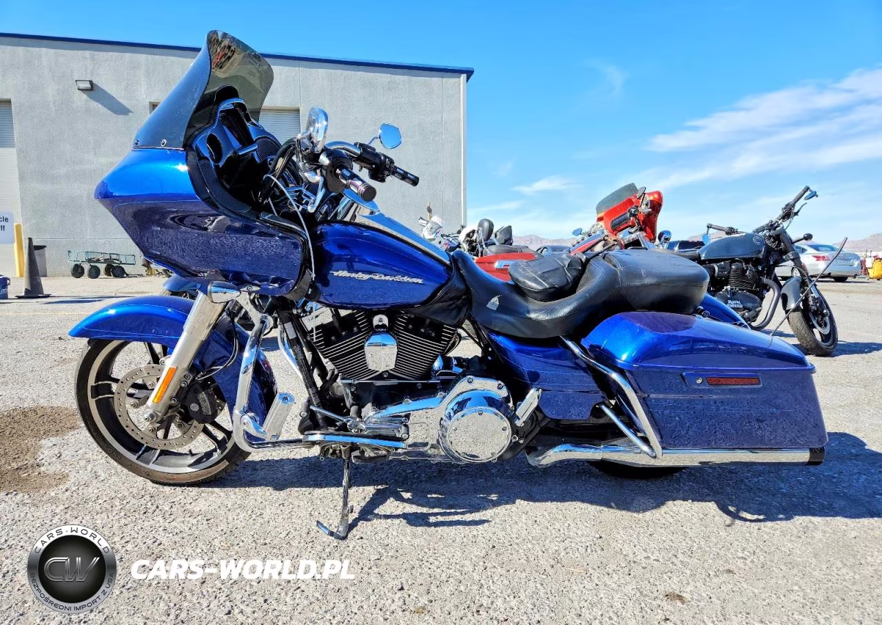 2015 Harley-Davidson Fltrxs Road Glide Special VIN:1HD1KTM10FB622578 - 3