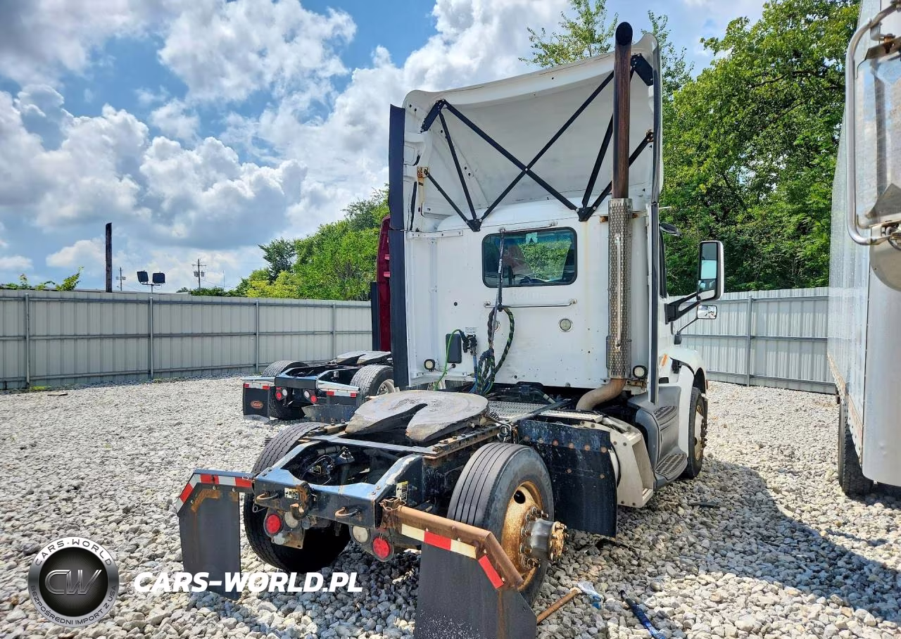 2018 Peterbilt 579 - Semi Truck VIN:1XPBA48X0JD477485 - 3