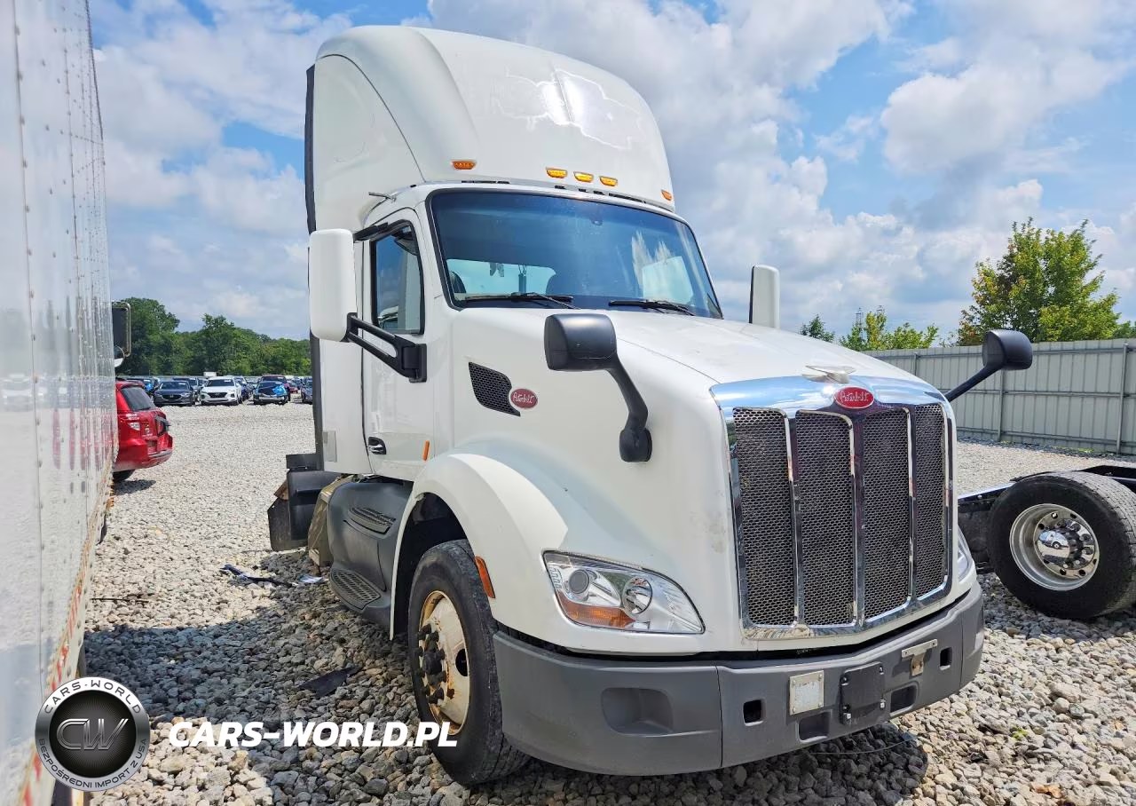2018 Peterbilt 579 - Semi Truck VIN:1XPBA48X0JD477485 - 4