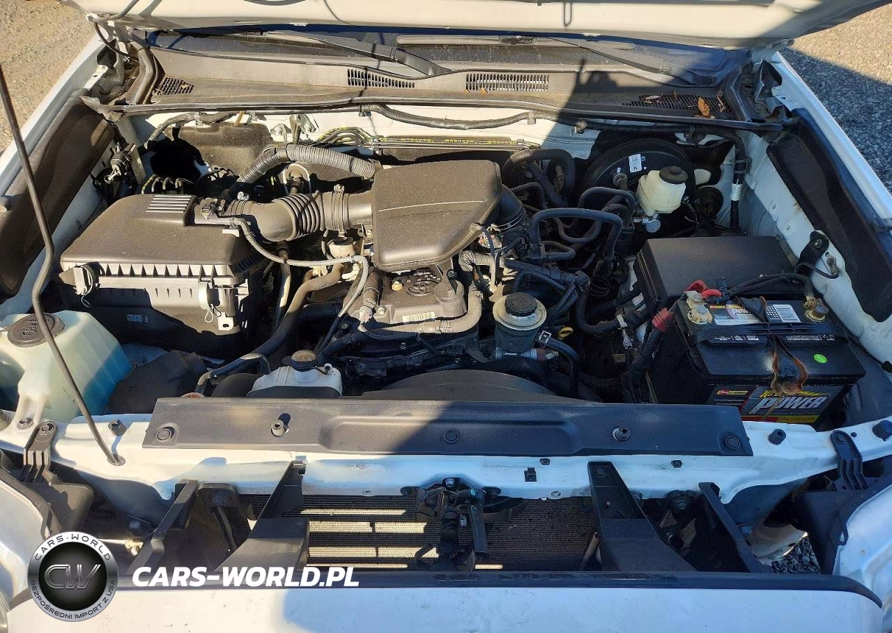 2018 Toyota Tacoma Sr VIN:5TFRX5GN4JX118627 - 11