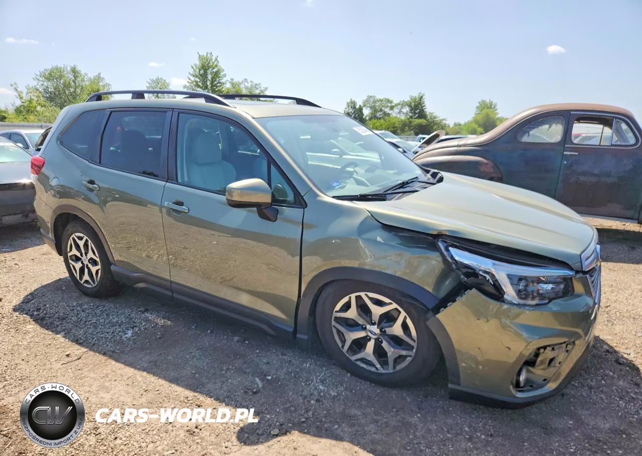 2021 Subaru Forester Premium VIN:JF2SKAFC5MH469409 - 4