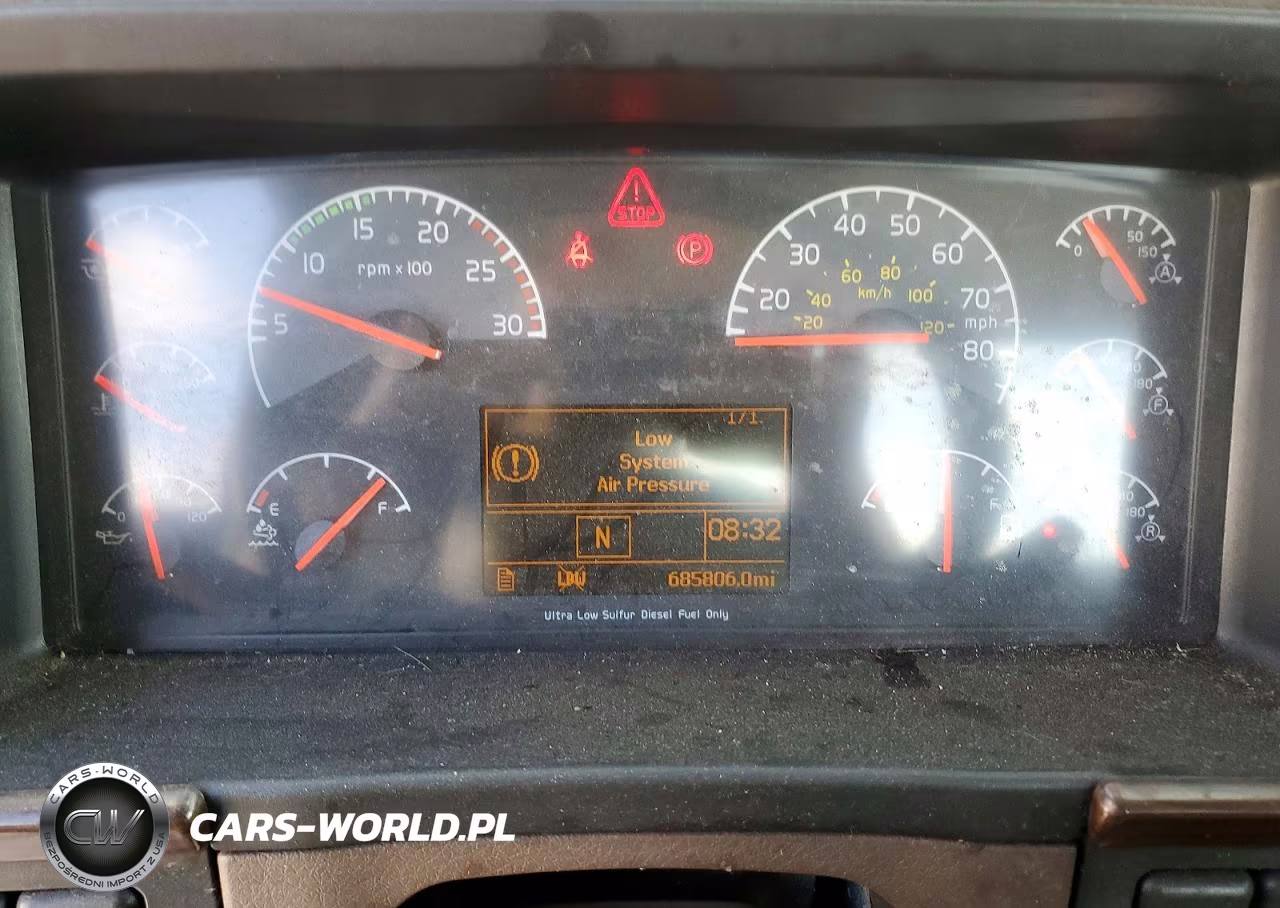 2018 Volvo Vnl Semi Truck VIN:4V4N39TG3JN892621 - 9