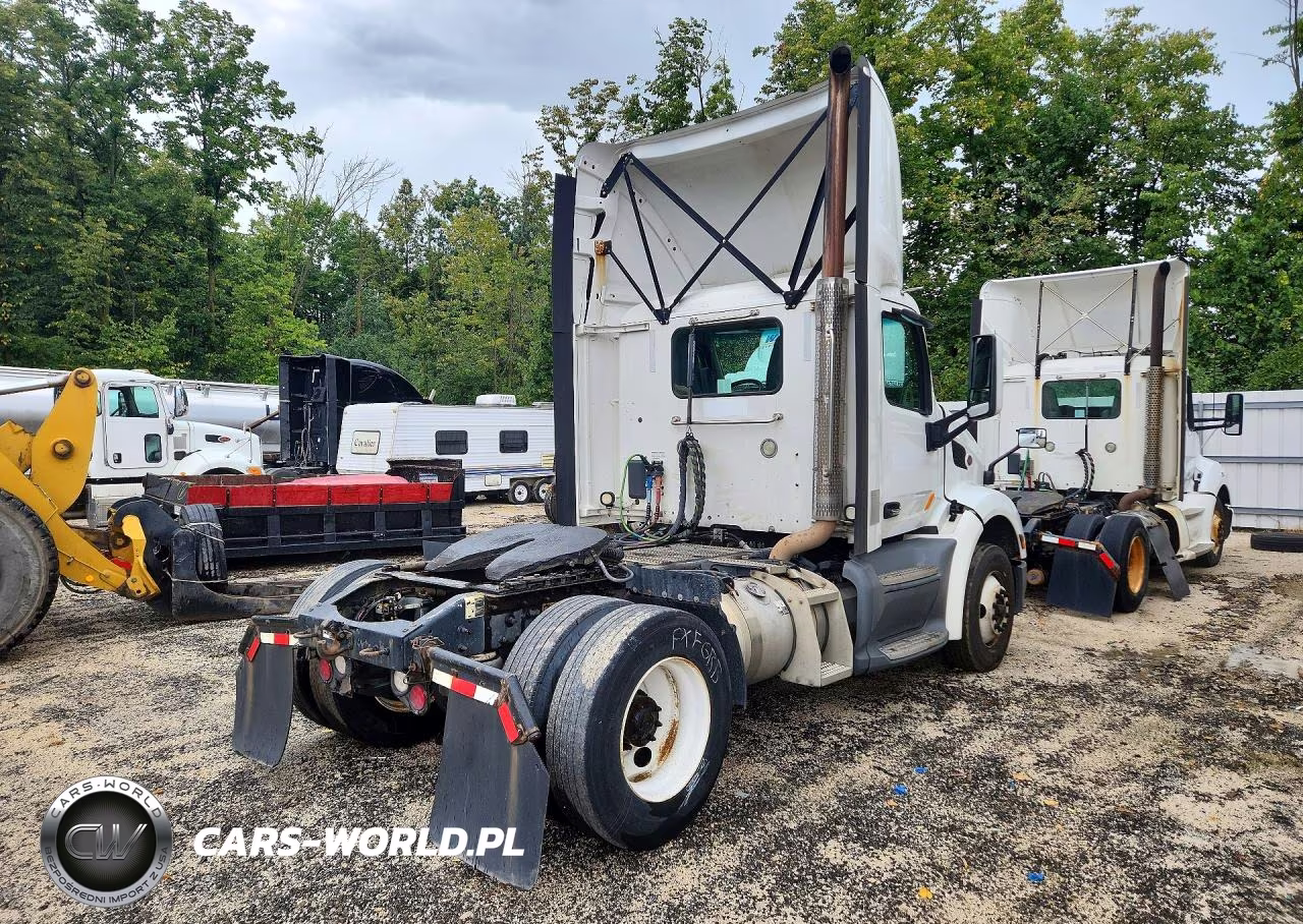 2018 Peterbilt 579 VIN:1XPBA48X5JD478051 - 3