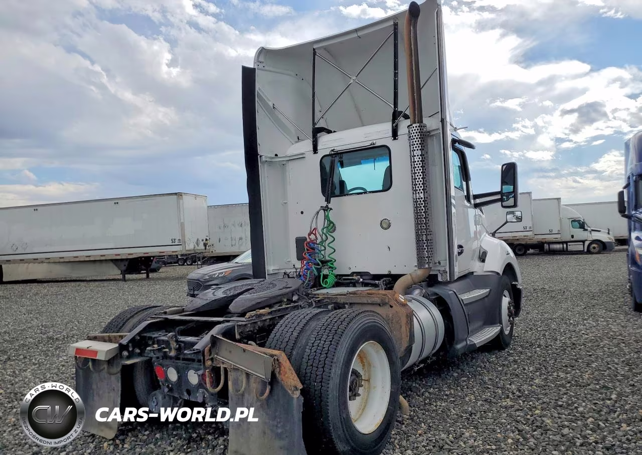 2016 Kenworth T680 Semi Truck VIN:1XKYA48X8GJ496733 - 3
