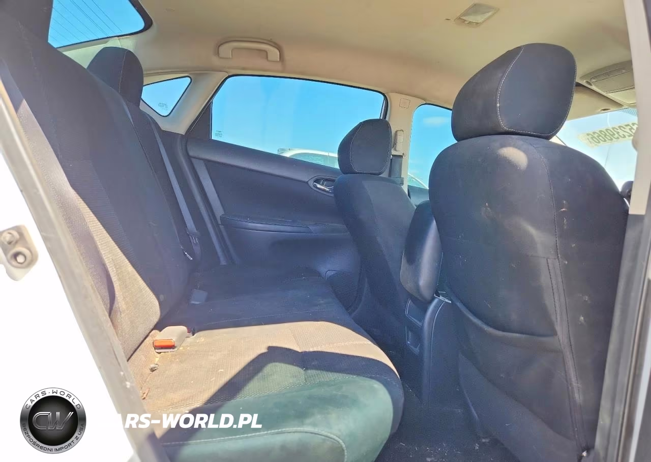 2018 Nissan Sentra S VIN:3N1AB7AP7JY317982 - 10