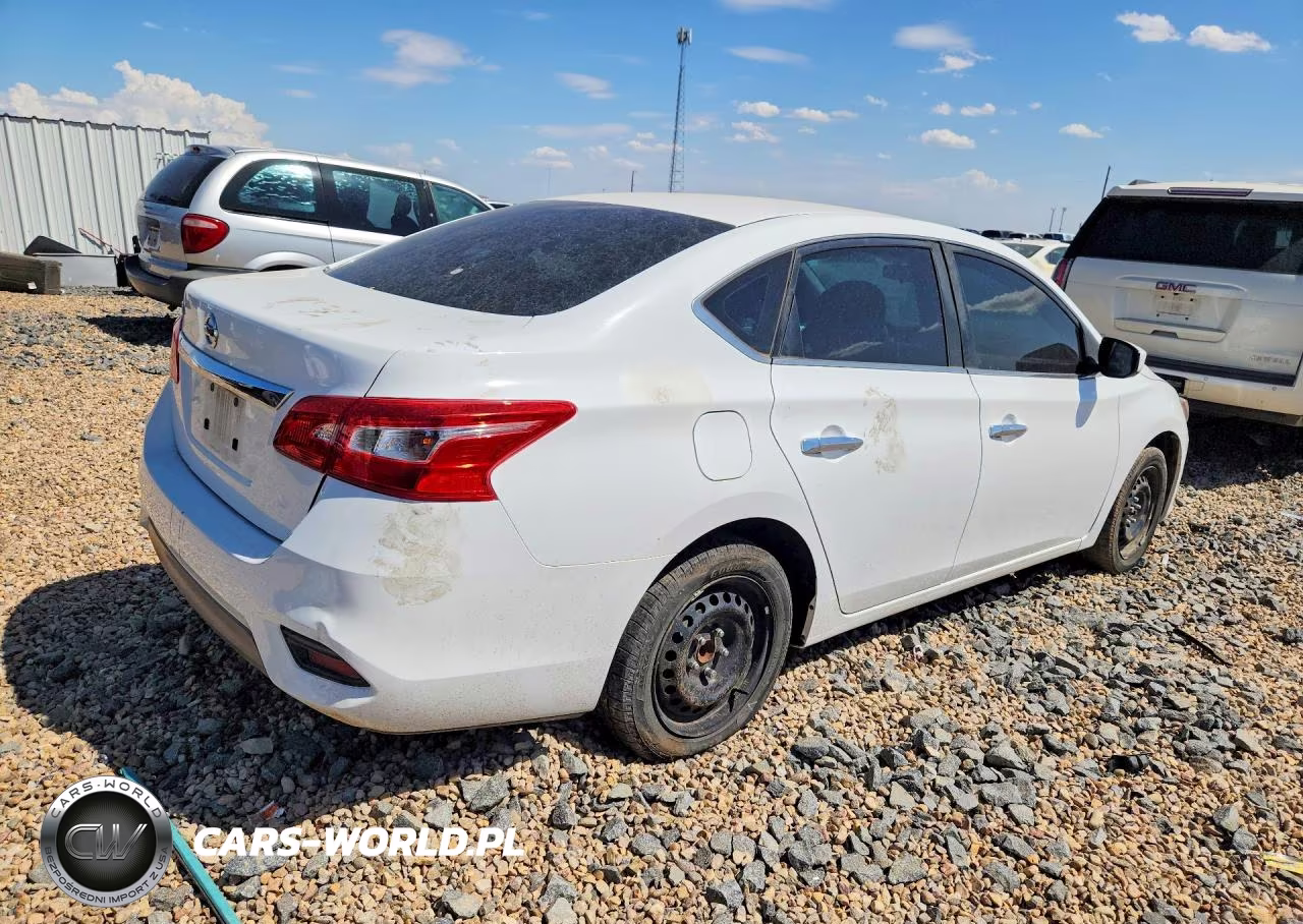 2018 Nissan Sentra S VIN:3N1AB7AP7JY317982 - 3