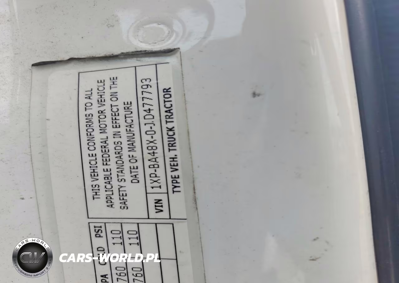 2018 Peterbilt 579 Semi Truck VIN:1XPBA48X0JD477793 - 11