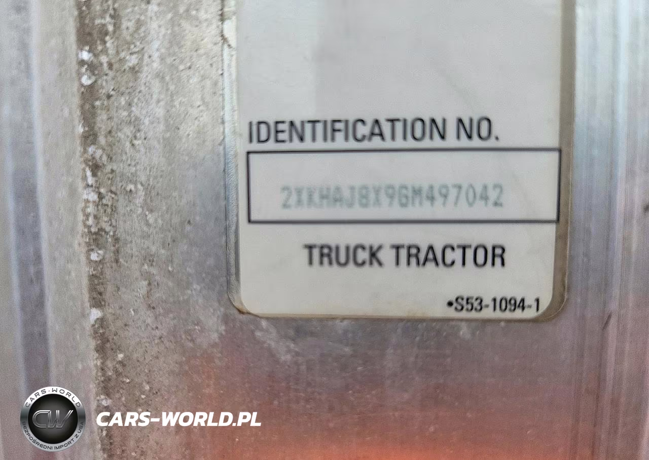 2016 Kenworth Construction T370 VIN:2XKHAJ8X9GM497042 - 11