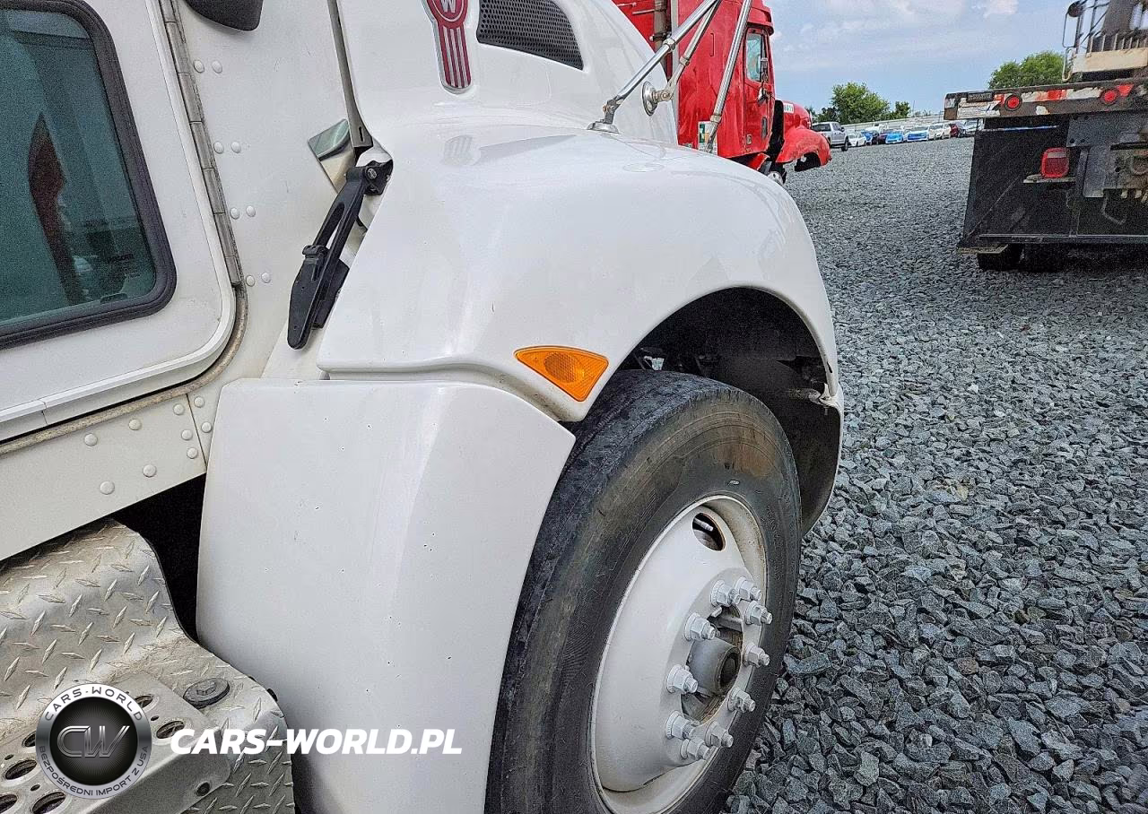 2016 Kenworth Construction T370 VIN:2XKHAJ8X9GM497042 - 12