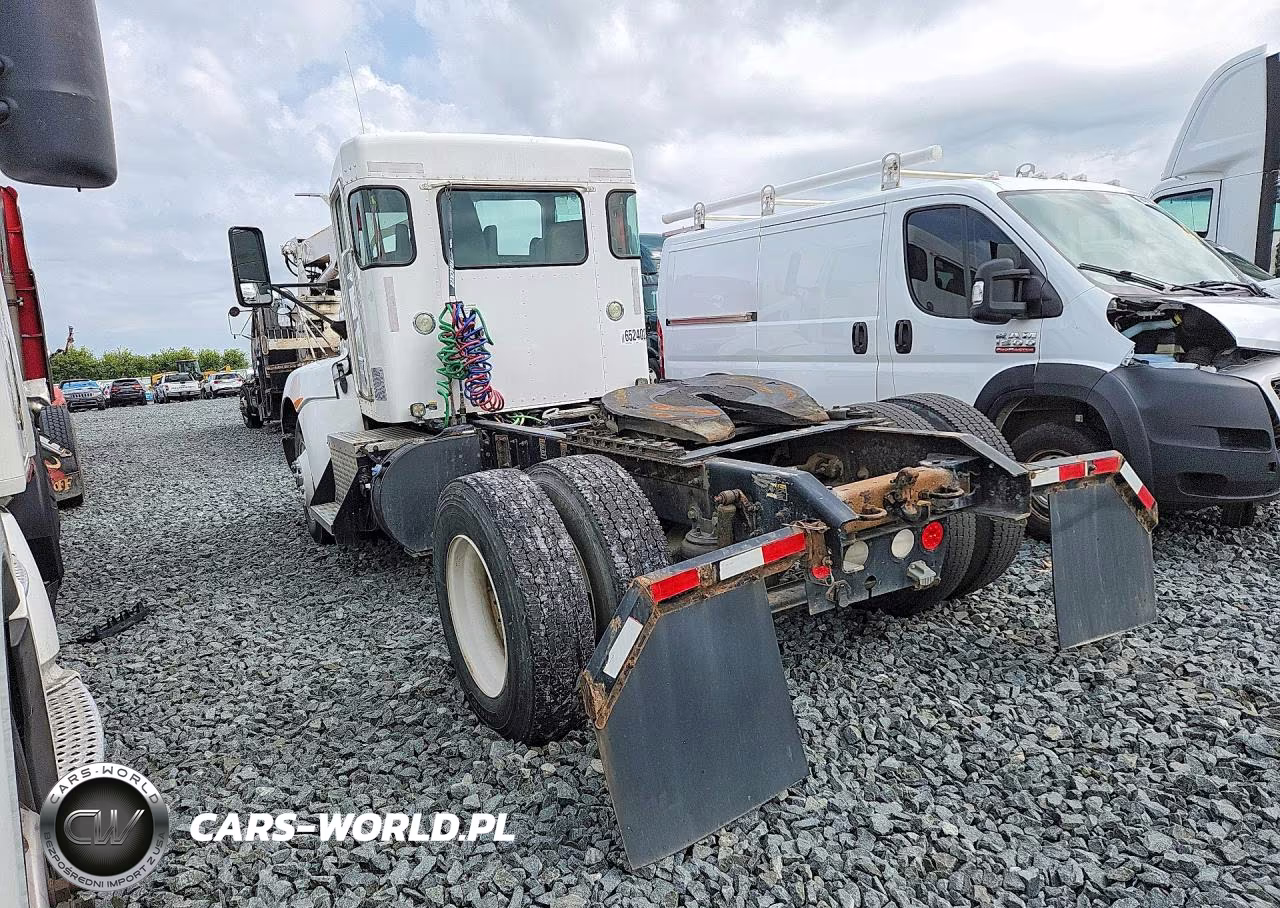 2016 Kenworth Construction T370 VIN:2XKHAJ8X9GM497042 - 2