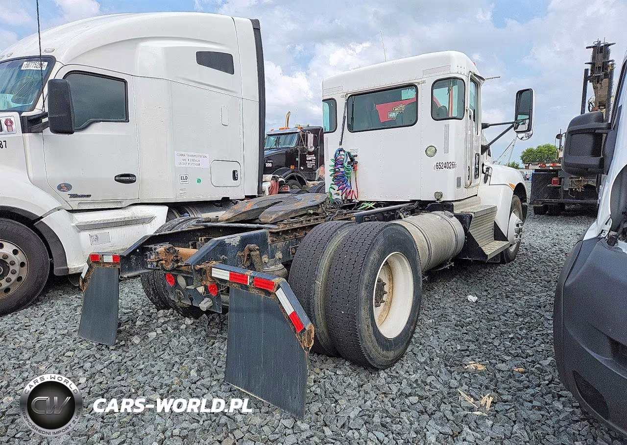 2016 Kenworth Construction T370 VIN:2XKHAJ8X9GM497042 - 3