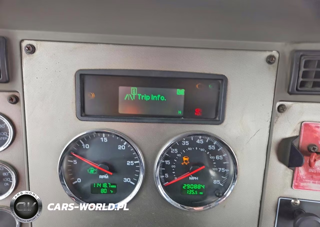 2016 Kenworth Construction T370 VIN:2XKHAJ8X9GM497042 - 9
