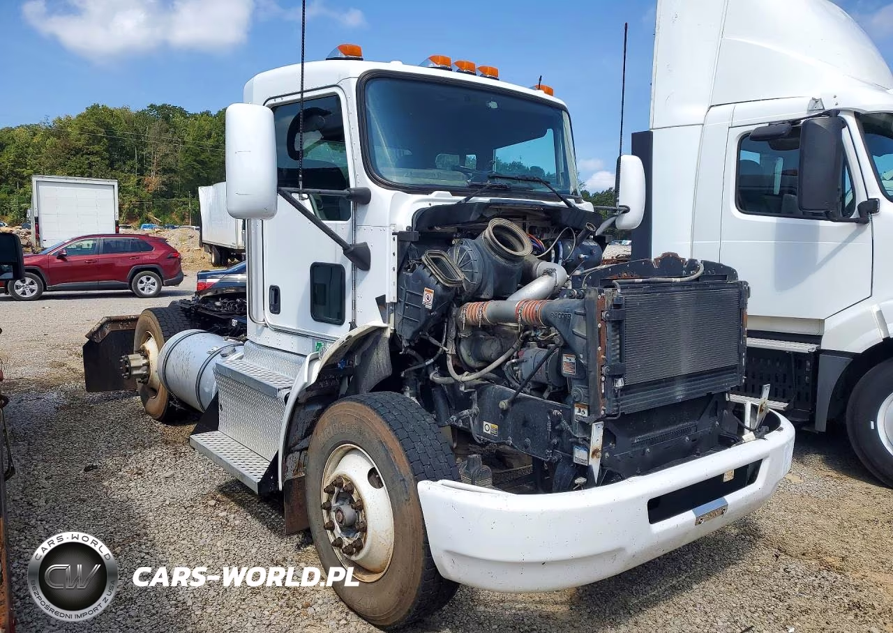 2016 Kenworth Construction T370 VIN:2XKHAJ7X1GM462772 - 4