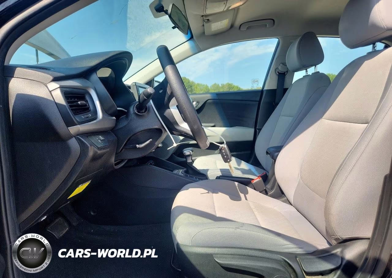2020 Kia Rio 5-Door S VIN:3KPA25AD6LE334526 - 7