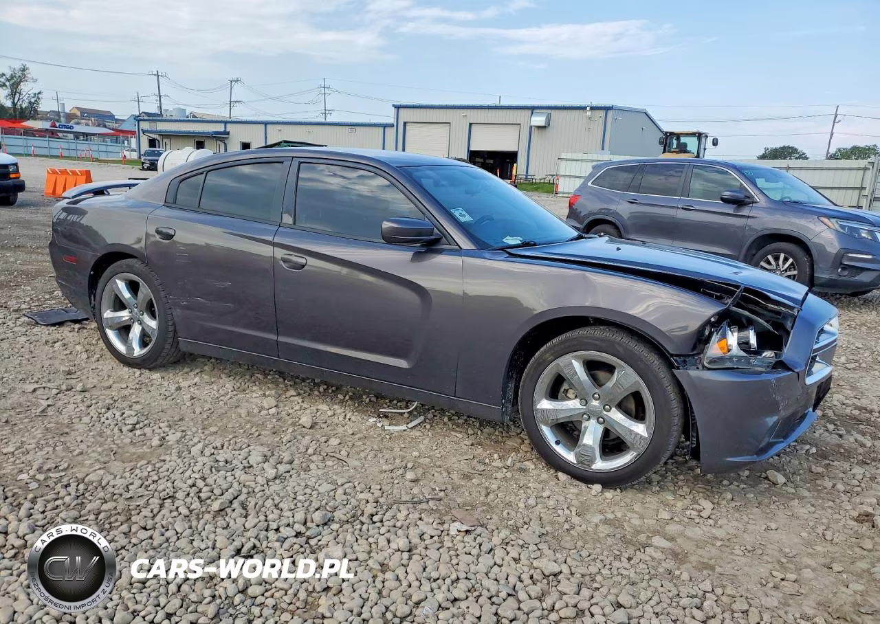 2013 Dodge Charger Se VIN:2C3CDXBG4DH643509 - 4