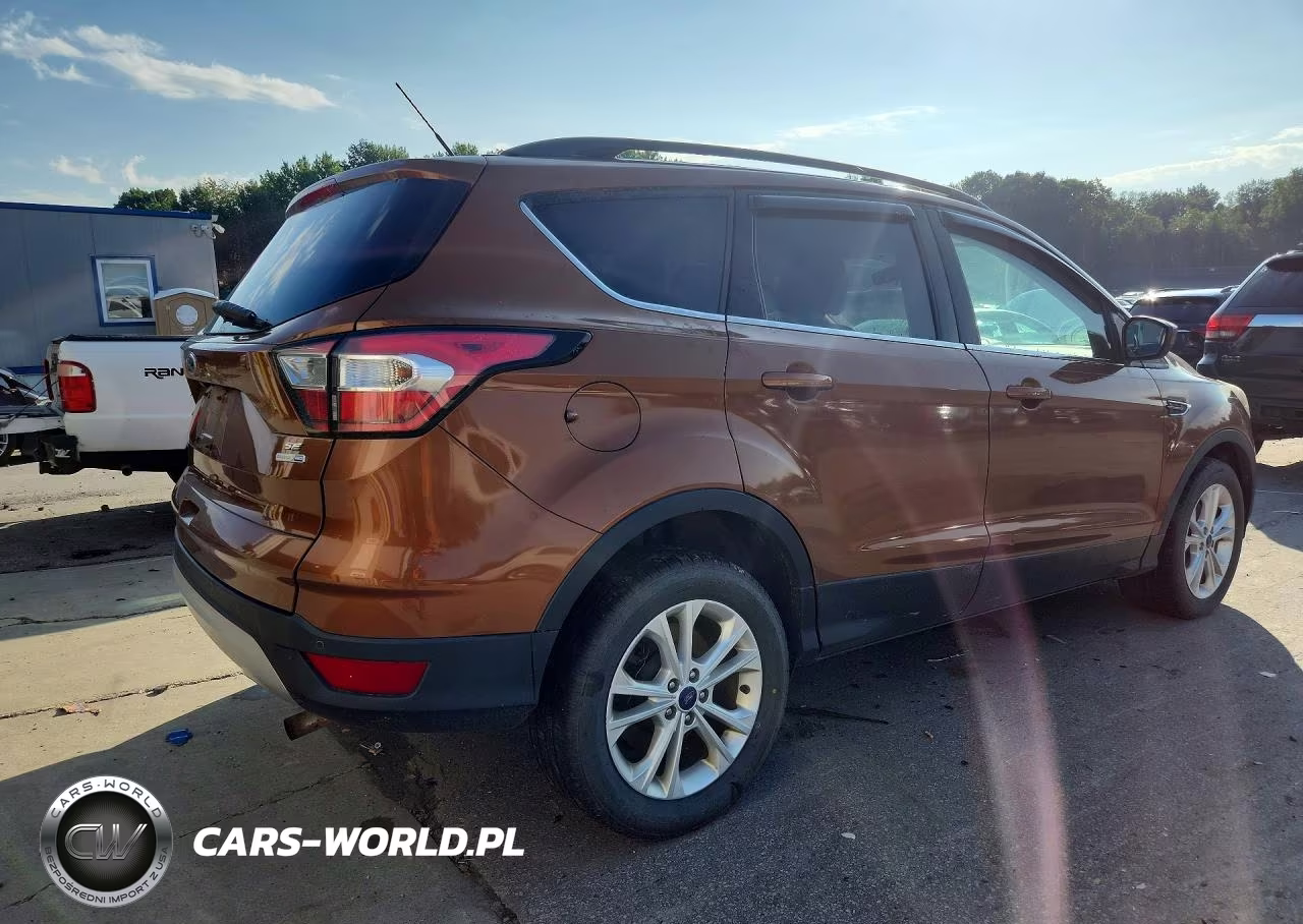 2017 Ford Escape Se VIN:1FMCU9GD2HUC17662 - 3