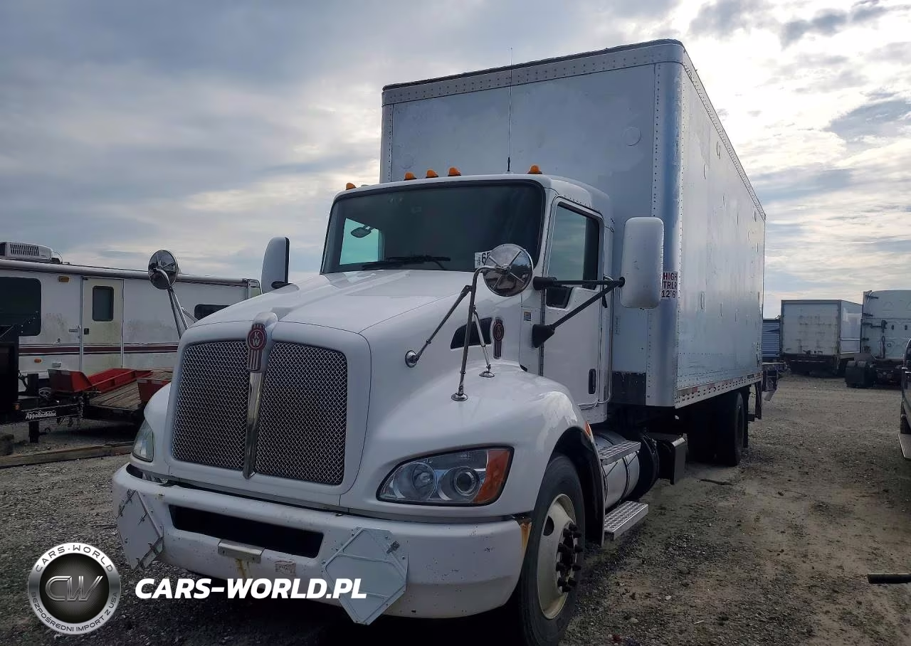 2014 Kenworth T370 Box Truck