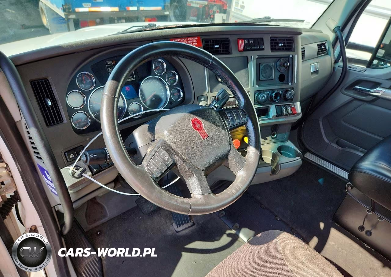 2019 Kenworth T680 Semi Truck VIN:1XKYA48X8KJ297142 - 8