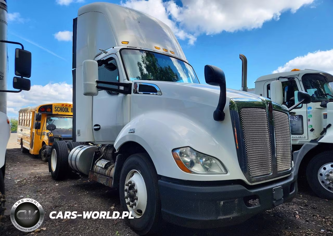 2016 Kenworth T680 Semi Truck VIN:1XKYA48X7GJ496724 - 4