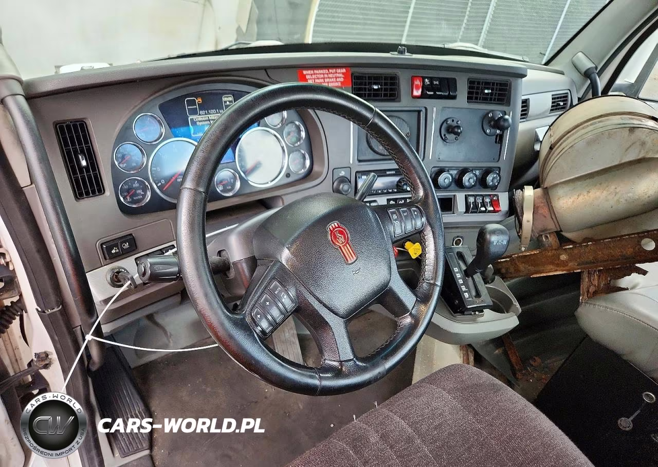 2016 Kenworth T680 Semi Truck VIN:1XKYA48X7GJ496724 - 8