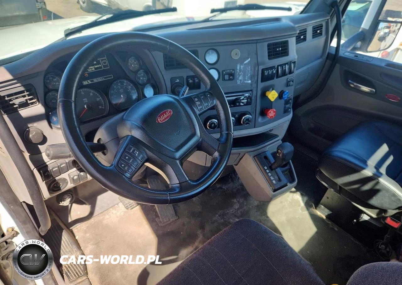 2016 Peterbilt 579 Semi Truck VIN:1XPBA48X4GD339571 - 8