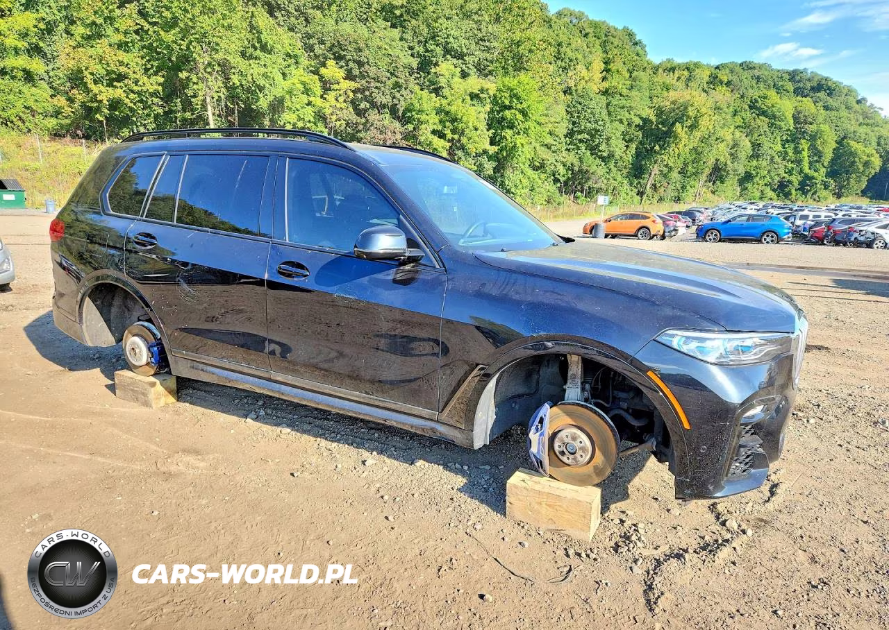 2019 BMW X7 xDrive50I VIN:5UXCX4C53KLB39971 - 4