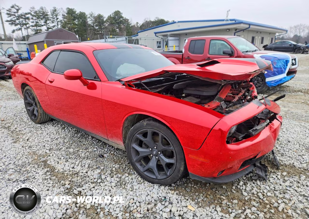2020 Dodge Challenger Sxt VIN:2C3CDZAG7LH236165 - 4