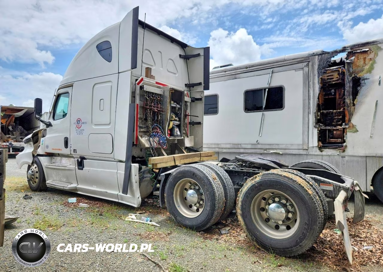 2021 Freightliner Cascadia 126 VIN:3AKJHHDR2MSMV9844 - 3