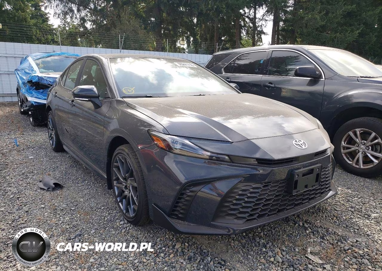 2025 Toyota Camry Se – zdjęcie 1 z 12
