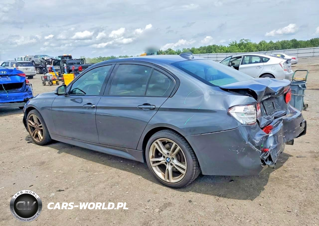 2015 BMW 335 Xi VIN:WBA3B9G5XFNR99412 - 2