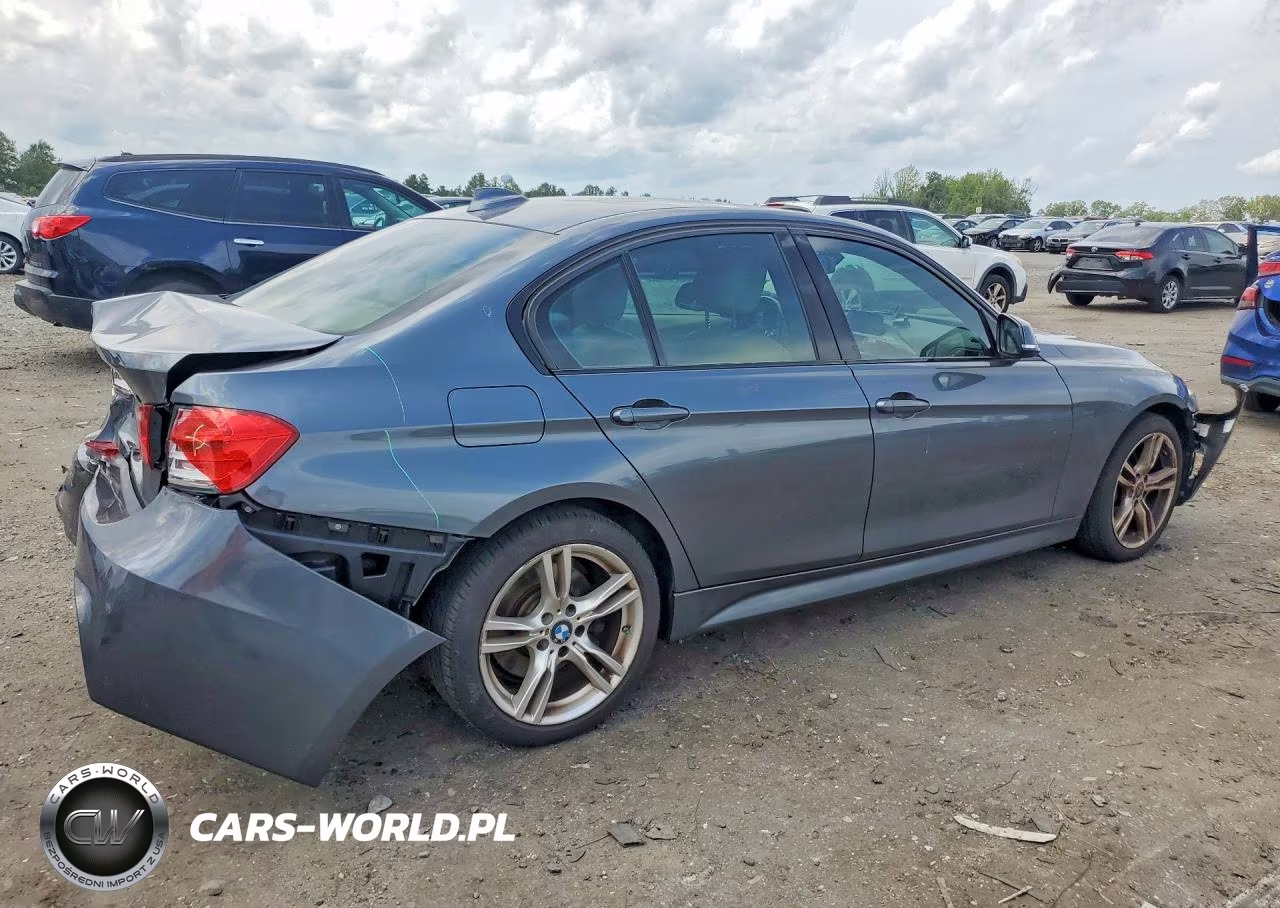 2015 BMW 335 Xi VIN:WBA3B9G5XFNR99412 - 3