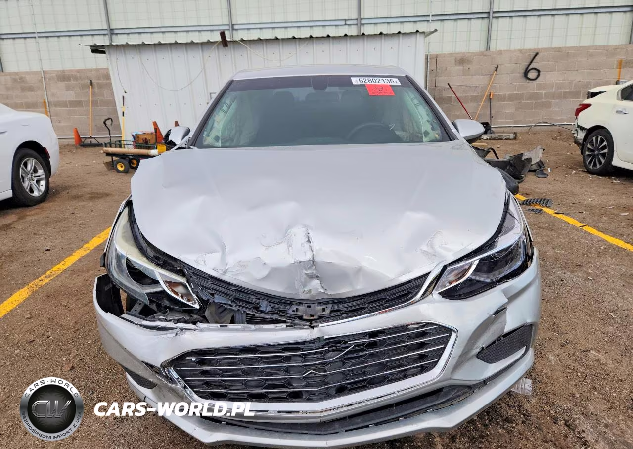 2018 Chevrolet Cruze Lt VIN:1G1BE5SM6J7119230 - 10