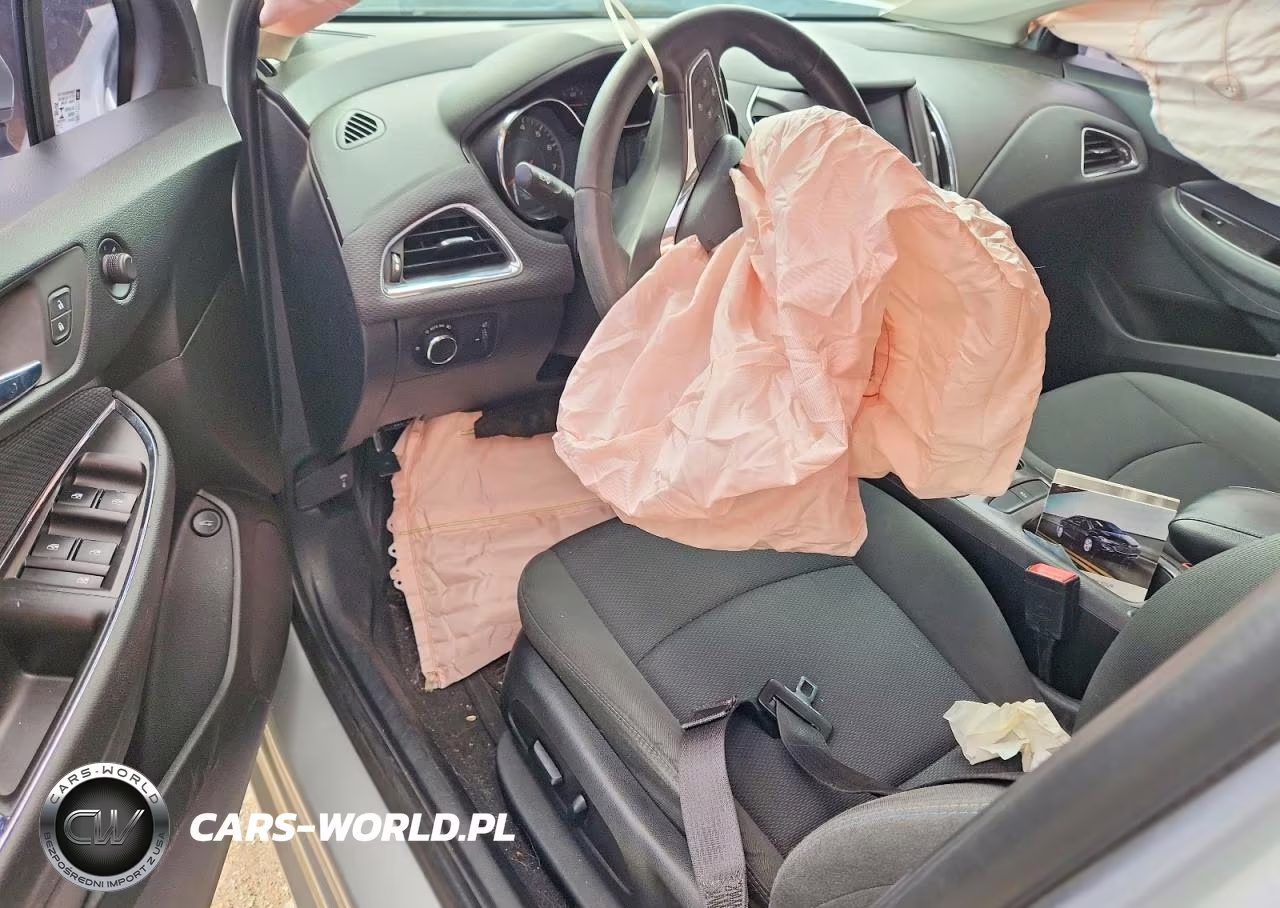 2018 Chevrolet Cruze Lt VIN:1G1BE5SM6J7119230 - 15