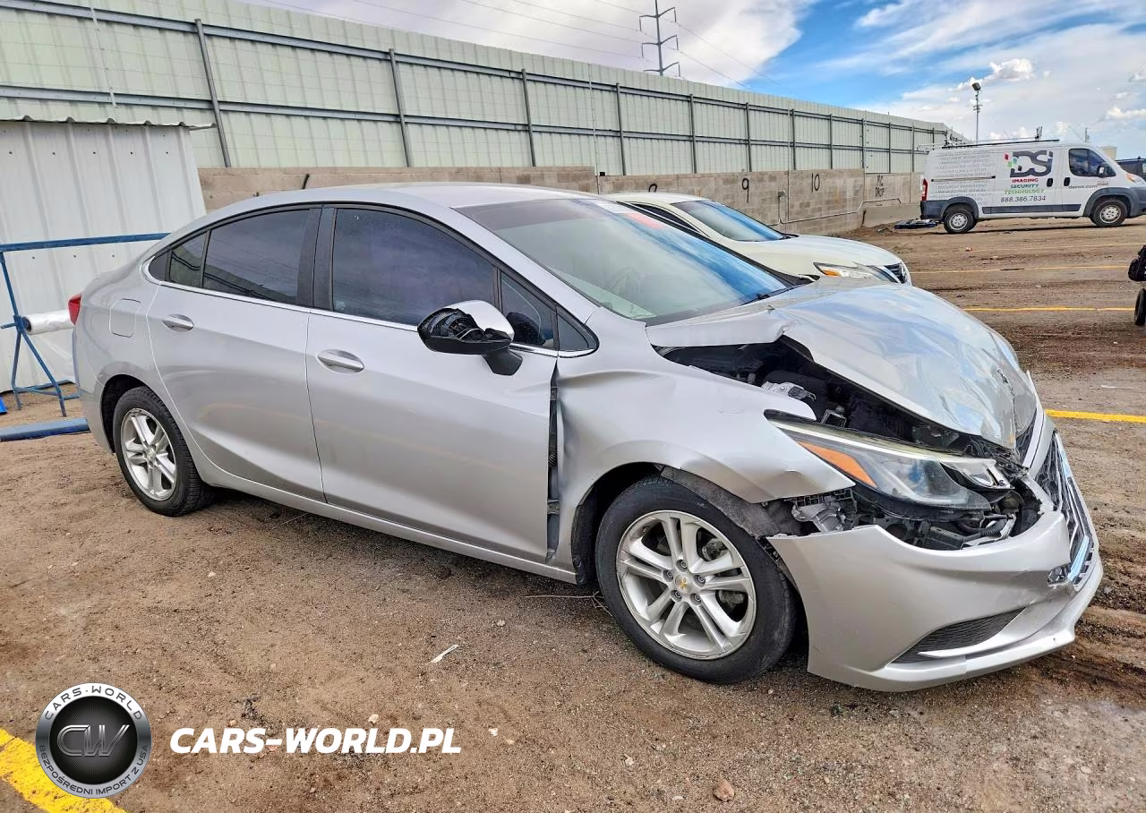 2018 Chevrolet Cruze Lt VIN:1G1BE5SM6J7119230 - 8