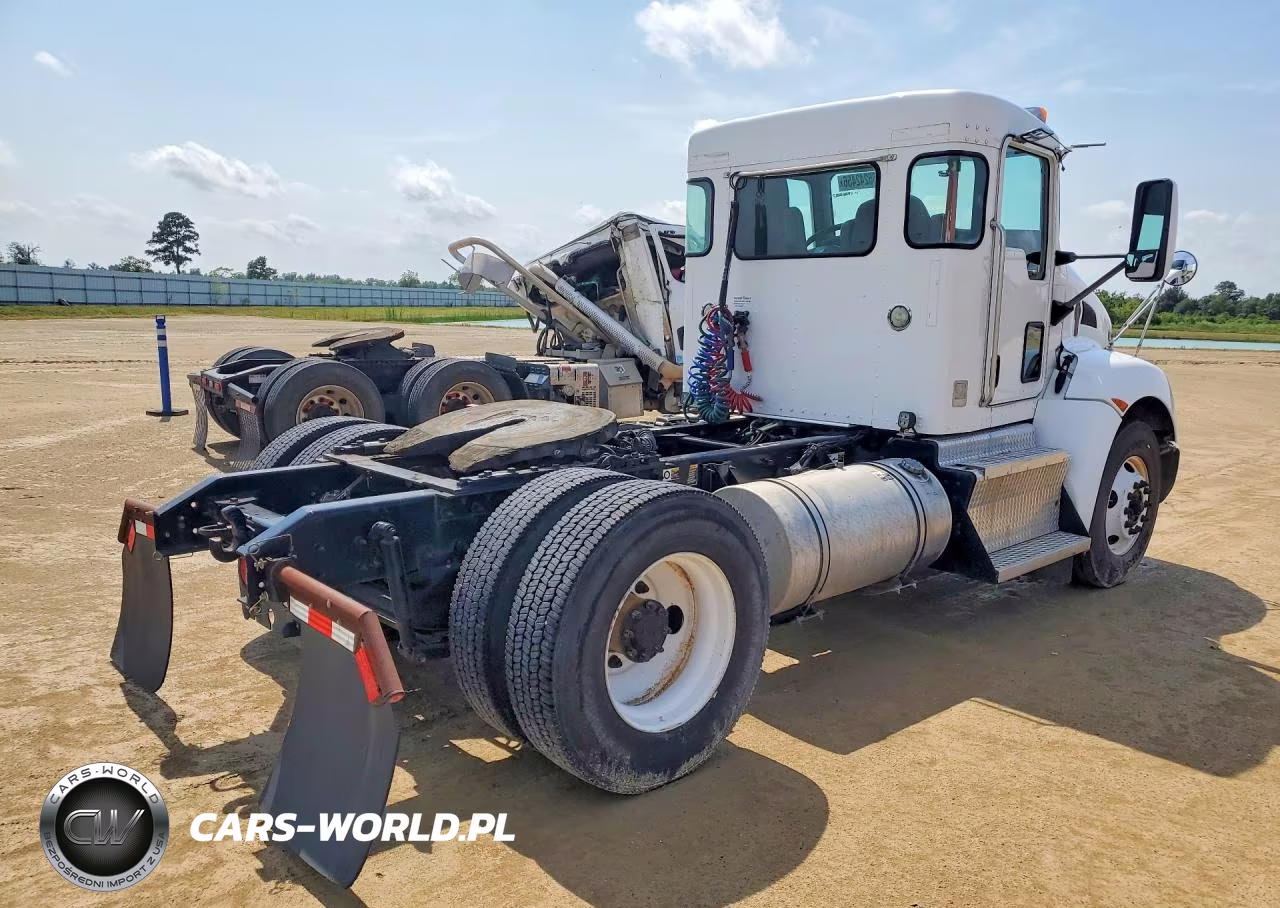 2016 Kenworth T370 Semi Truck VIN:2XKHAJ8X6GM497144 - 3