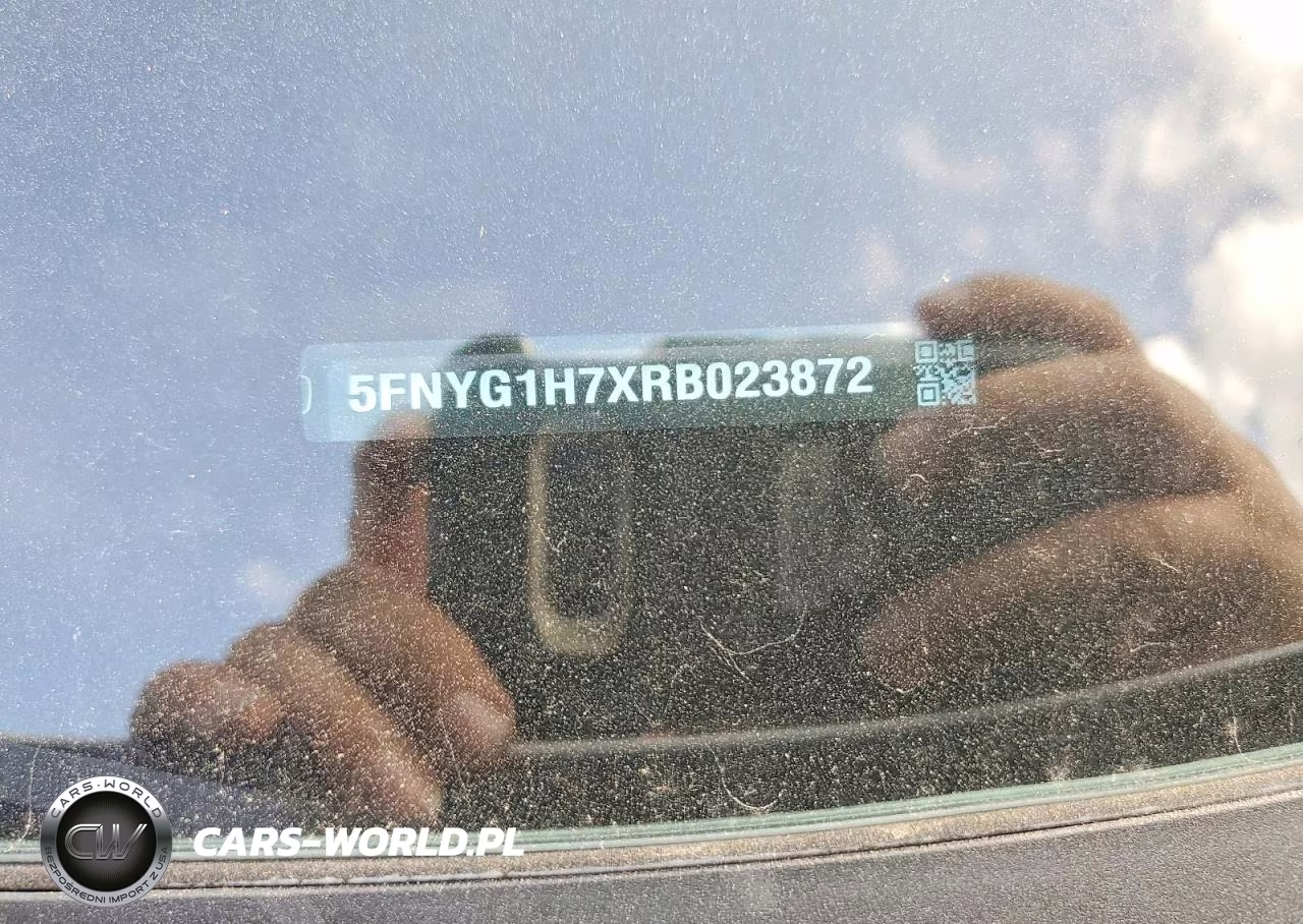 2024 Honda Pilot Touring VIN:5FNYG1H7XRB023872 - 13