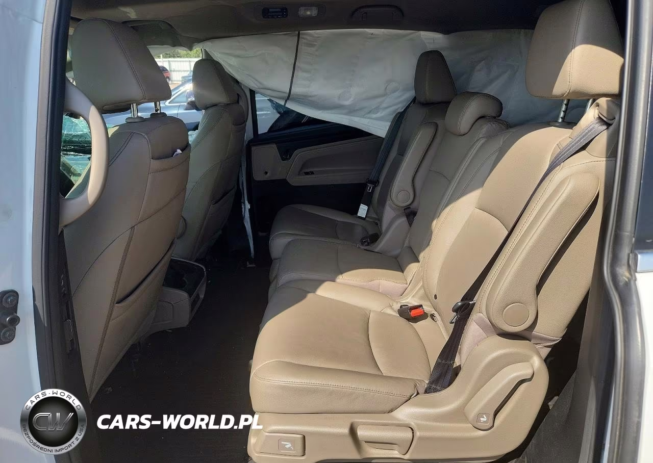 2021 Honda Odyssey Touring VIN:5FNRL6H81MB020566 - 10
