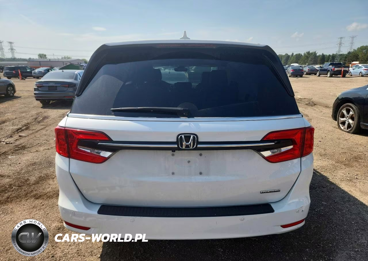2021 Honda Odyssey Touring VIN:5FNRL6H81MB020566 - 6