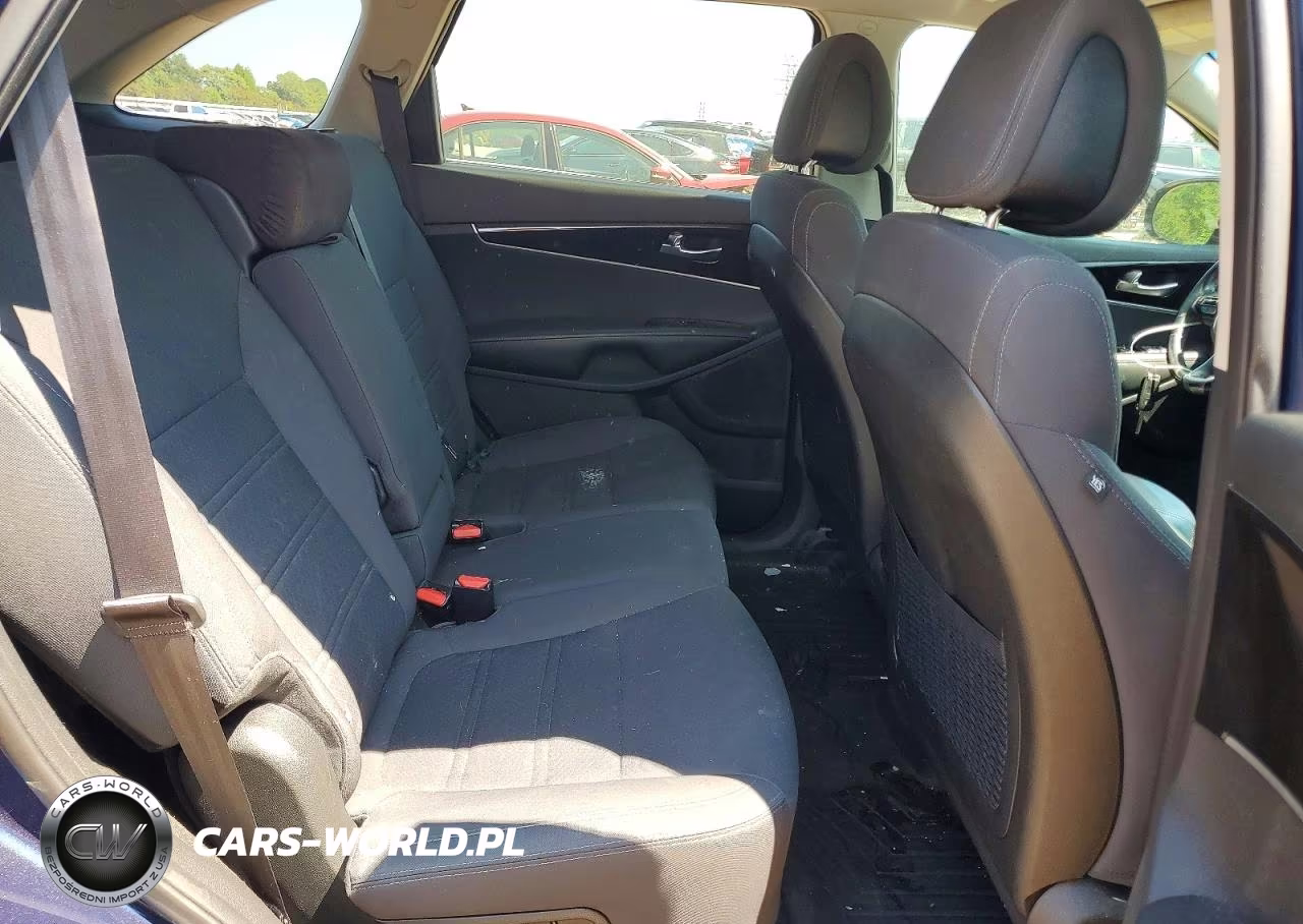 2016 Kia Sorento Lx VIN:5XYPG4A3XGG060849 - 11