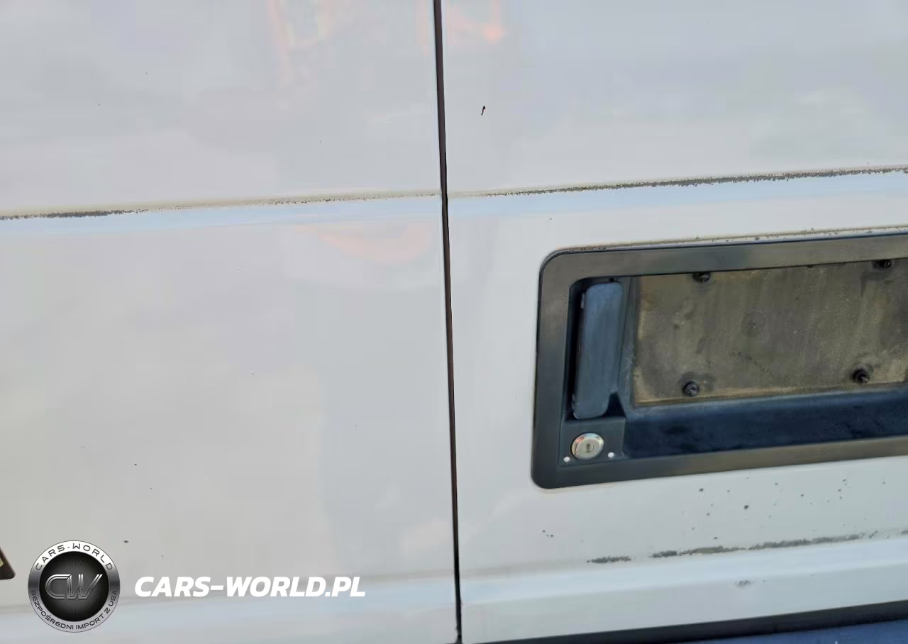 2004 Ford Econoline E350 Super Duty Wagon VIN:1FBSS31L24HB51284 - 10