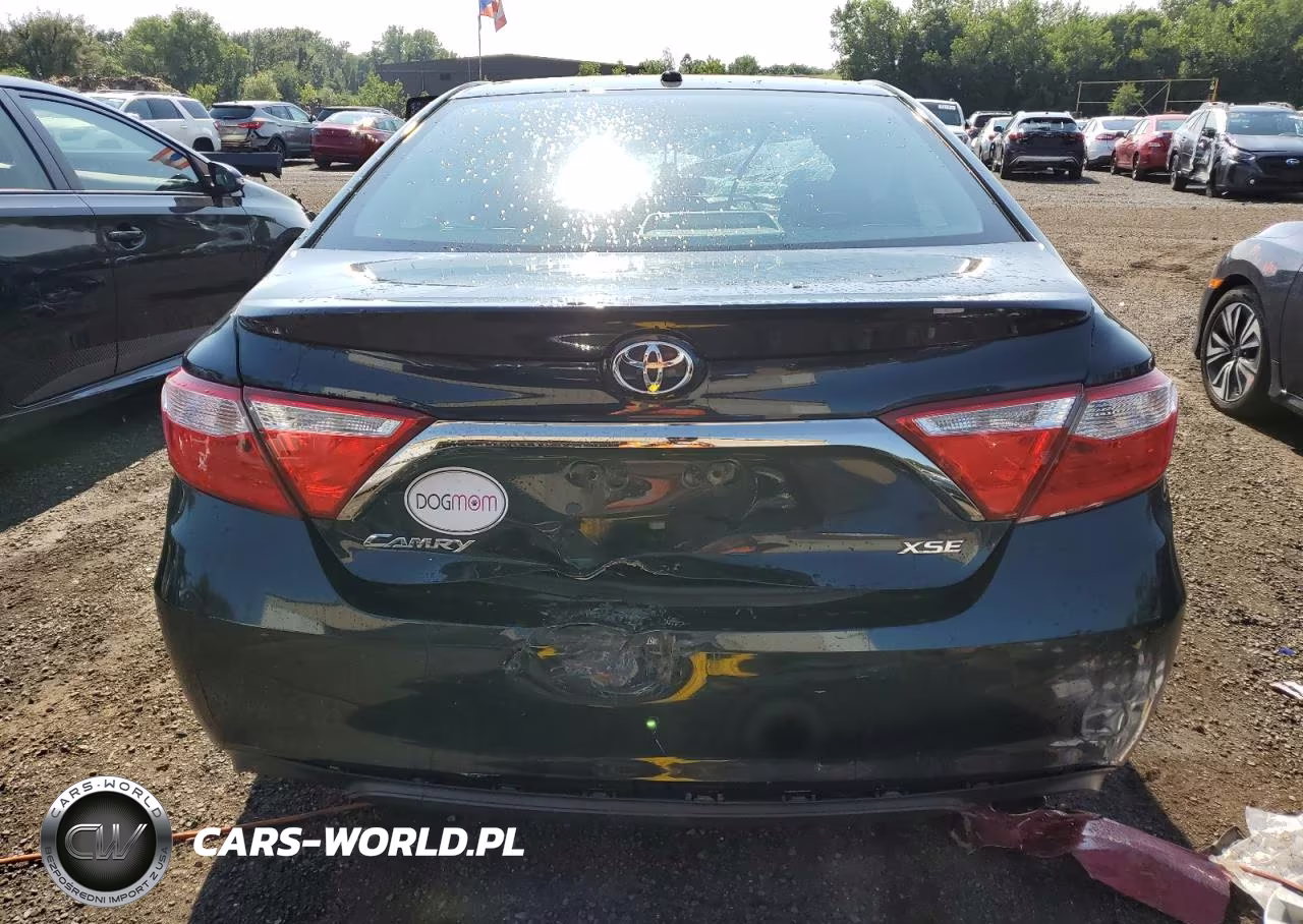 2017 Toyota Camry Le VIN:4T1BF1FK5HU625256 - 6