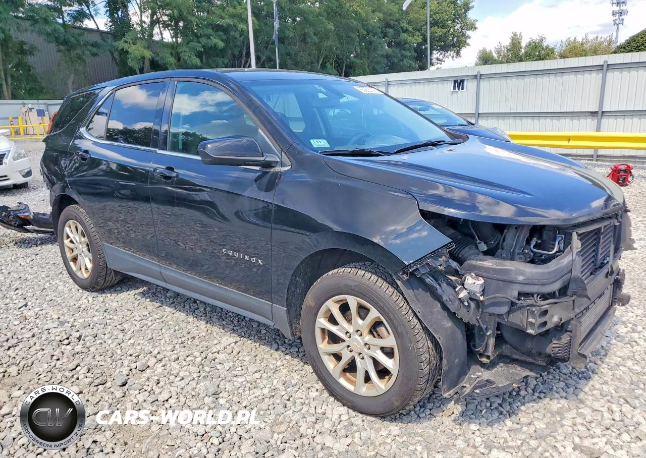 2018 Chevrolet Equinox Lt VIN:2GNAXSEV7J6245877 - 4