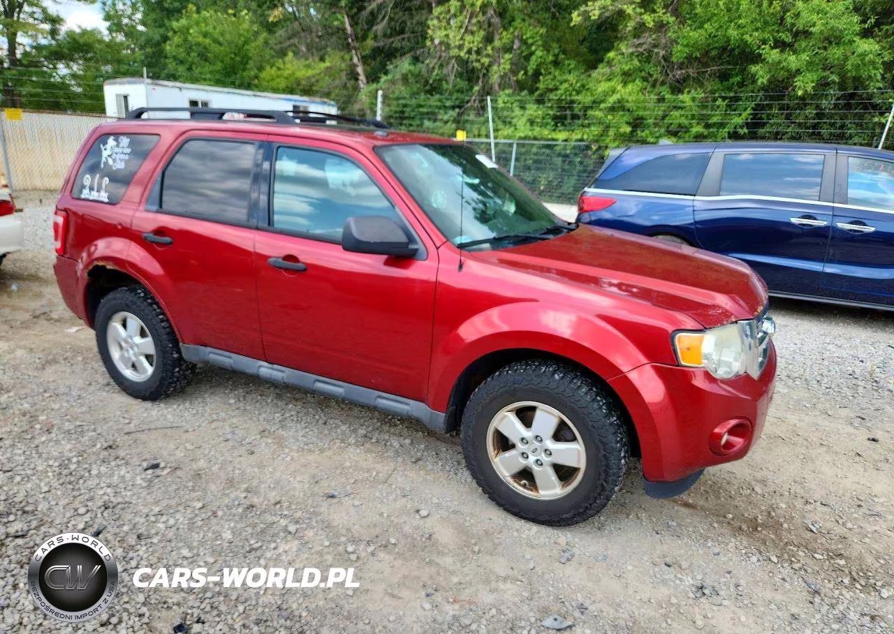 2012 Ford Escape Xlt VIN:1FMCU9DG6CKA81717 - 4