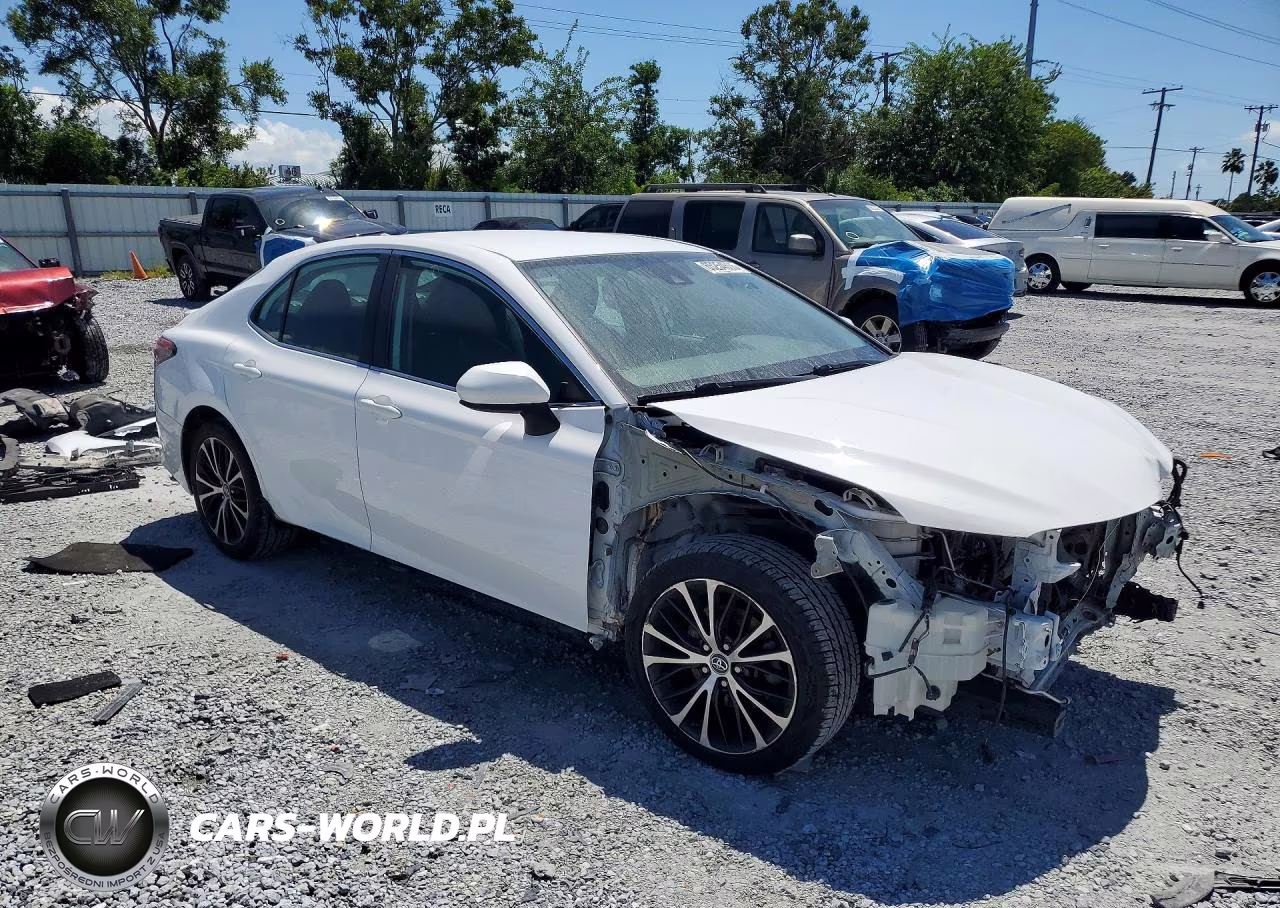 2019 Toyota Camry Se VIN:4T1B11HK7KU742226 - 4
