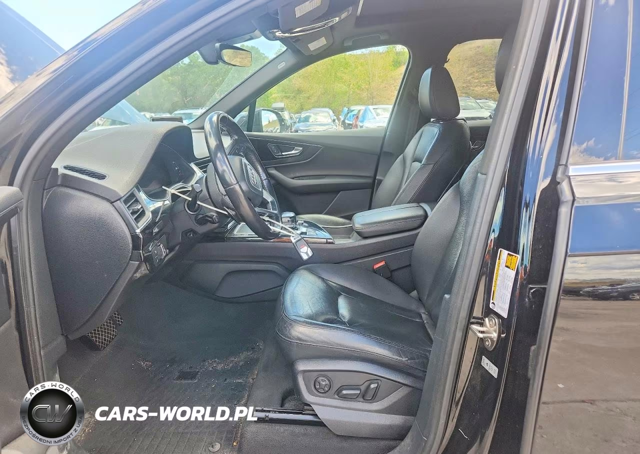 2017 Audi Q7 Premium Plus VIN:WA1LAAF76HD037332 - 7